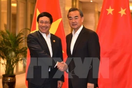 Vicepremier y canciller vietnamita se reúne con jefe de diplomacia china
