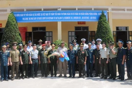 Agregados militares extranjeros visitan unidad antiaérea