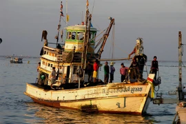 Tailandia funda primer centro de asistencia a pescadores