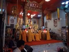 Colocan tabla de nombre para pagodas vietnamitas en Tailandia