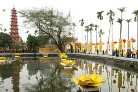 Pagoda Tran Quoc en Hanoi entre las más bellas del mundo