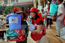 Casi dos millones de dólares para provincias centrales afectadas por inundación