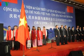 Nutrida participación en ceremonia por aniversario 66 de nexos Vietnam- China