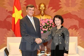 Dirigente vietnamita resalta ayuda oficial para el desarrollo de Australia