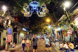 Exponen imágenes y documentos sobre lazos entre Hanoi y Toulouse