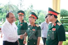 Gobierno garantizará recursos al ejército, afirma premier de Vietnam