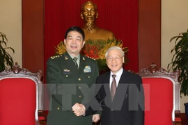 Secretario general del PCV recibe al ministro de Defensa de China