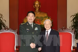 Secretario general del PCV recibe al ministro de Defensa de China