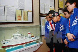 Exposición sobre archipiélagos vietnamitas confirma soberanía nacional