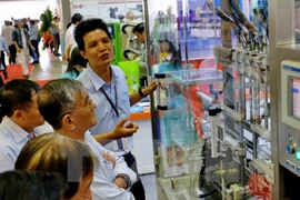 Sector plástico de Vietnam enfrenta ardua competencia en mercado nacional