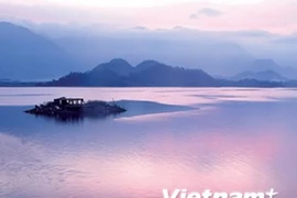 Inician en Vietnam proyecto turístico del lago Nui Coc