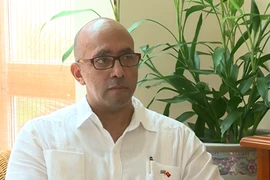 El embajador de Cuba en Vietnam, Herminio López Díaz