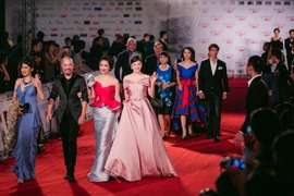 Artistas famosos en Festival Internacional de Cine de Hanoi