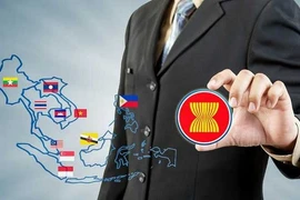 Países miembros de ASEAN se esfuerzan para reformar políticas arancelarias