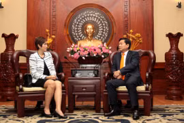Impulsan cooperación económica entre Ciudad Ho Chi Minh y Singapur