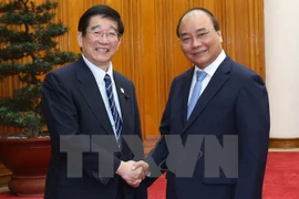 Premier de Vietnam saluda propuesta japonesa sobre cooperación tecnológica