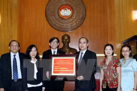 Tailandia dona 100 mil dólares a zonas afectadas por sequía en Vietnam