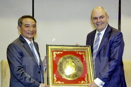 Inauguran primera ruta aérea directa entre Vietnam y Nueva Zelanda