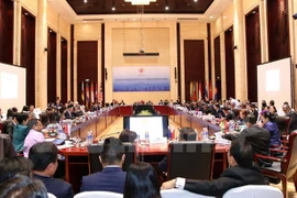 Ministros de Finanzas de ASEAN comprometen a políticas fiscales prudentes