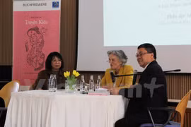 Presentan en Berlín versión bilingüe alemán- vietnamita de “Historia de Kieu”