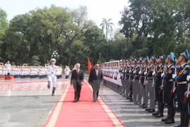 Nuevo presidente laosiano recibido en Hanoi
