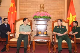 Visita Vietnam misión de comisión militar central de China