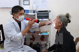 Donaciones para personas necesitadas y víctimas de dioxina con motivo del Tet
