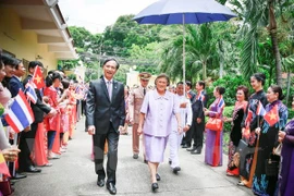 Princesa tailandesa participa en la presentación de libro sobre Vietnam