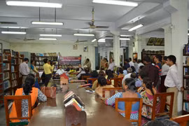 Presentan en India libros sobre Vietnam