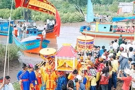 Festival “Nghinh Ong” reconocido como patrimonio cultural intangible nacional