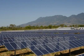 Elabora Vietnam mecanismos para incentivar el desarrollo de energía solar