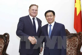 Grupo canadiense suministra servicios financieros a empresas vietnamitas