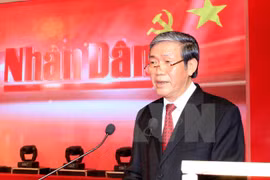 Periódico Nhan Dan honrado con Orden de Independencia