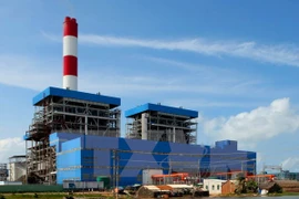 Planta termoeléctrica Duyen Hai 1 conecta a la red nacional