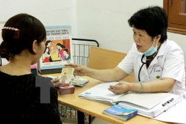 Hanoi ofrece asistencia de seguro médico a portadores de HIV