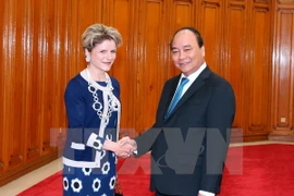 Vietnam saluda inversiones de empresas suizas, destaca premier