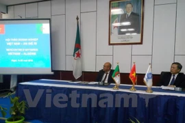 Efectúan foro empresarial Vietnam-Argelia