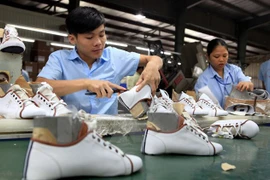 Ventas de calzado y bolsas vietnamitas suman 14 mil millones USD en 2015