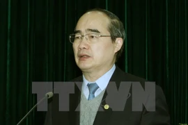 Dirigente vietnamita aspira a mayor cooperación del Instituto suizo en cibernética