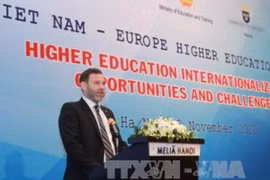 Celebran en Vietnam foro sobre educación universitaria europea