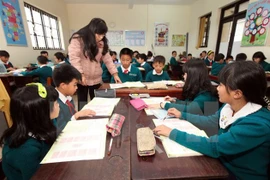 Localidades vietnamitas fomentan cooperación educativa