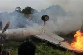 Indonesia: Dos personas muertas al caer un helicóptero militar