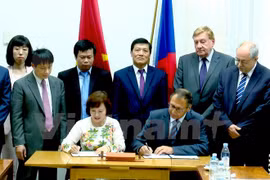Vietnam y República Checa firman acuerdo de cooperación