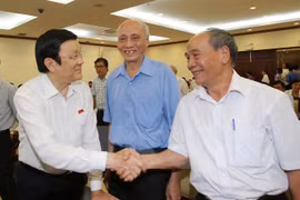 Presidente de Vietnam mantiene contacto con electores en Ciudad Ho Chi Minh