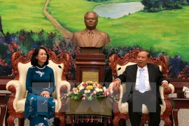Vietnam y Laos intensifican intercambios teóricos