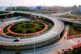 XII Congreso del PCV: Avanzada Hanoi en desarrollo de infraestructura de tránsito
