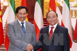 Premier vietnamita afirma importancia al impulso de nexos con Kuwait