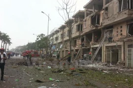 Encuentran materiales para fabricar bombas en escenario de explosión en Hanoi