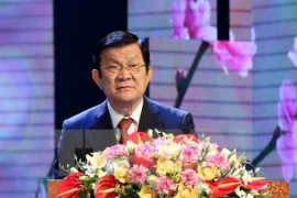 Presidente vietnamita insta al sector de salud continuar renovación integral