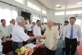 Líder partidista vietnamita inspecciona situación de sequía en provincia sureña